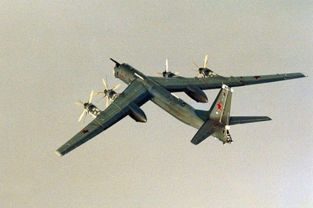 Dua Bomber Nuklir Rusia...