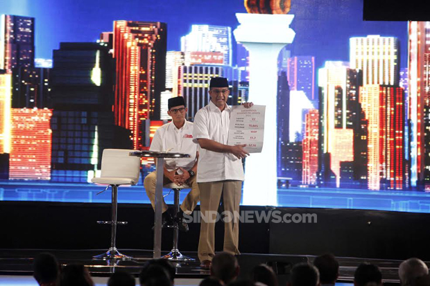 Awali Debat Cagub, Anies...