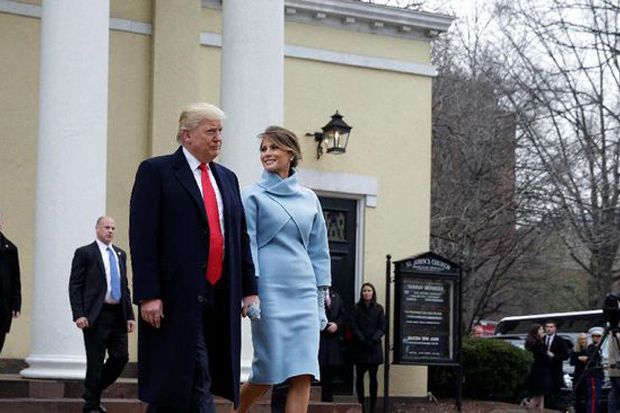 Tampil Cantik, Melania...