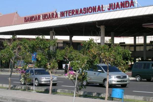 Jelang Imlek, Bandara...