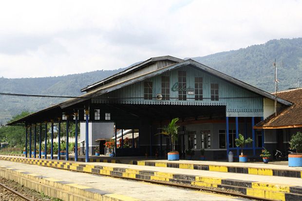 Stasiun Cibatu Saksi...