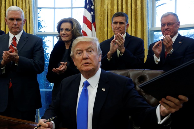Trump: Saya Tak Larang...