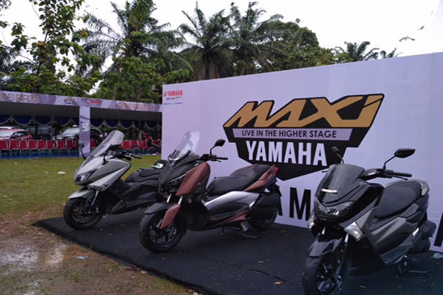 Ribuan Pengendara MAXI...
