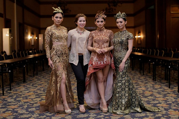 Meggie Hadiyanto Bawa...