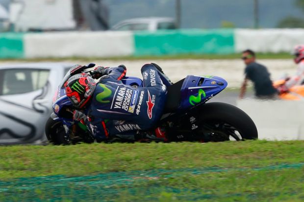 Vinales Kalahkan Marquez,...