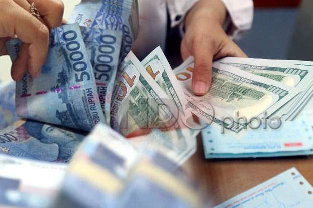 Rupiah Dibuka Lesu Gagal...