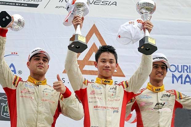 Habis Juara F4 SEA 2016,...