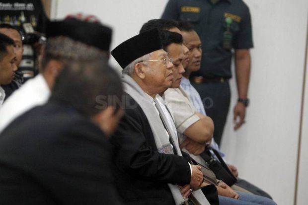 KH Maruf Amin Minta...