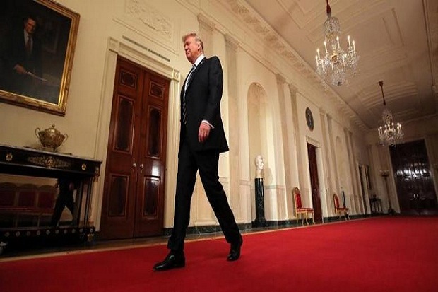 Trump Perintahkan Serangan...