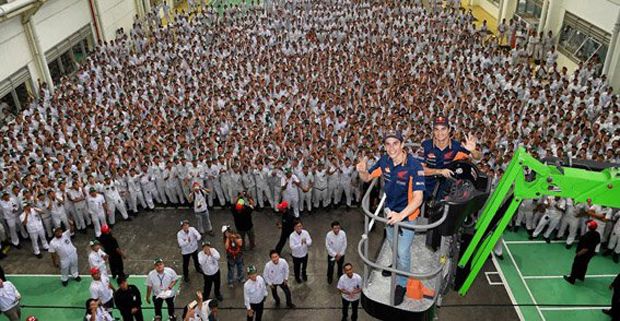 Pedrosa Melongo Lihat...