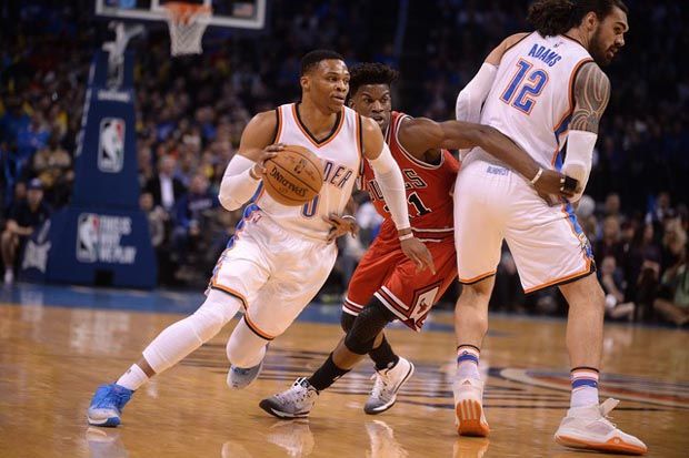Bulls Paksa Thunder...