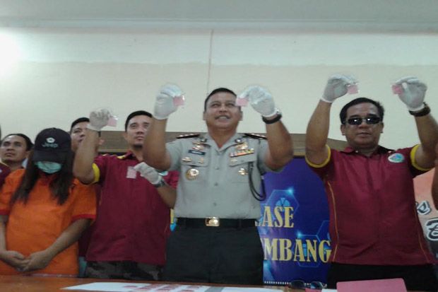 Hamil Anak Pertama,...