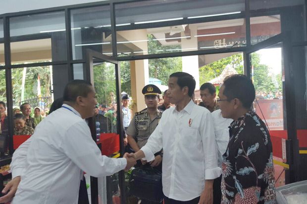 Jokowi Apresiasi Alfamart...