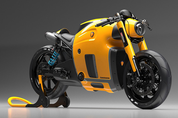 Koenigsegg Bikin Motor...