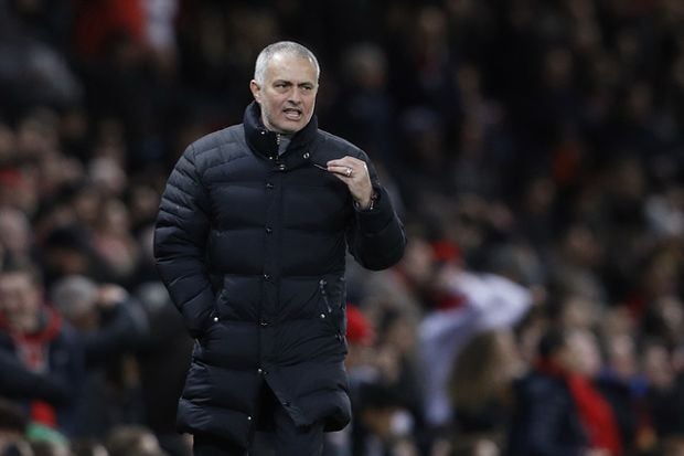 Mourinho Minta Anggota...