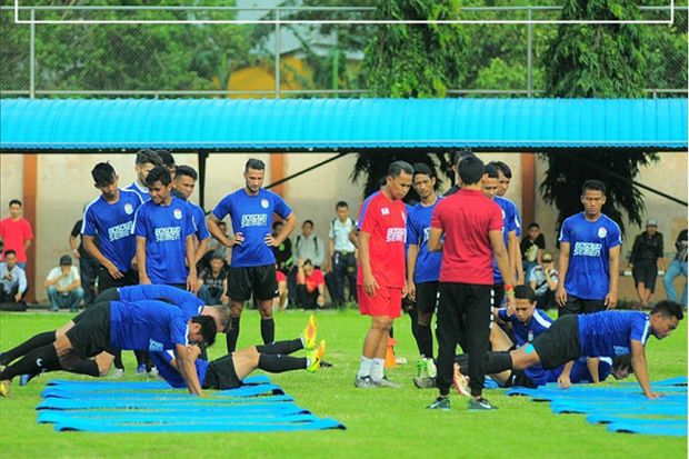 Dengan 17 Pemain, PSM...