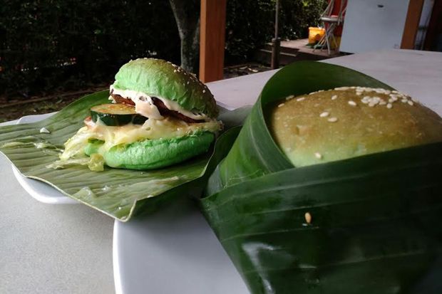 Lezatnya Burger Hijau...