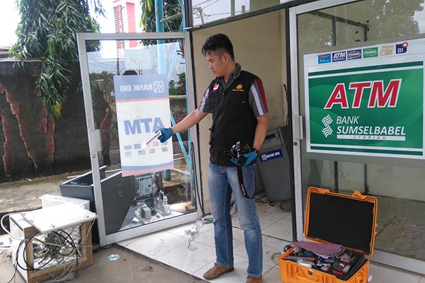 Brankas ATM Dicor, Kawanan...