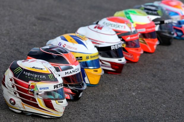 Hamilton Terima Ribuan...