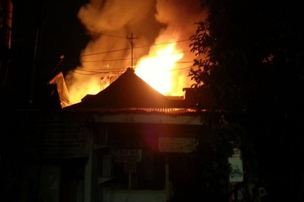 Pemukiman Padat di Kwitang...