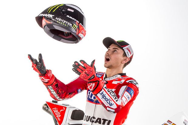 Lorenzo Diprediksi Rebut...