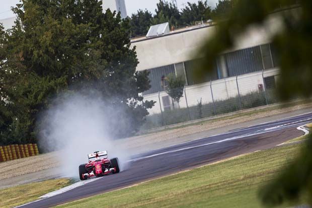 Kecelakaan Vettel Bikin...