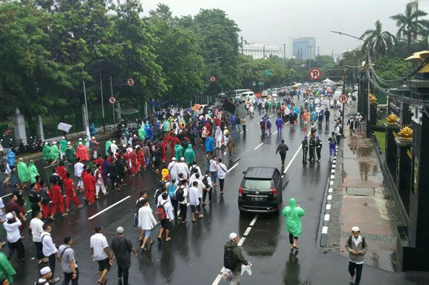 Ikut Aksi 112, Alumni...