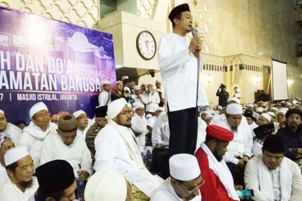 Ustaz Bachtiar Nasir...