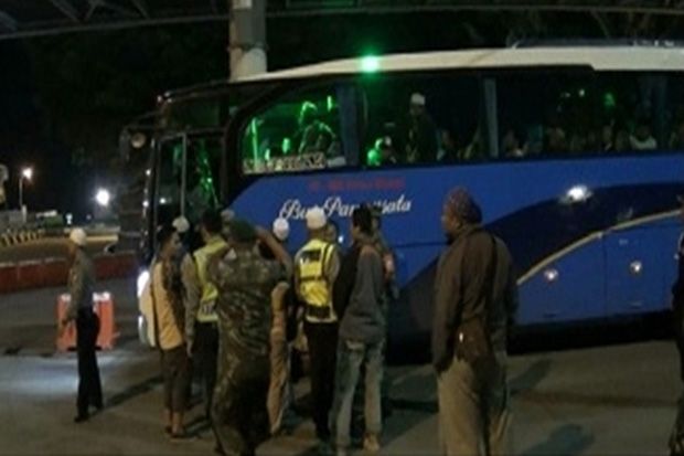 Massa 112 dari Sumatera...