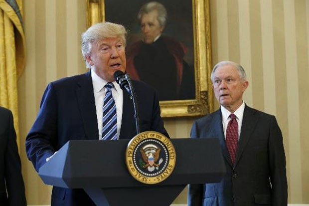 Trump Hormati Kebijakan...