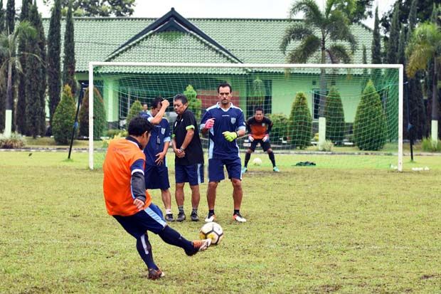 Jajal PSM, Laskar Joko...
