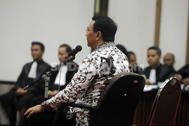 Hakim Tolak Keberatan...