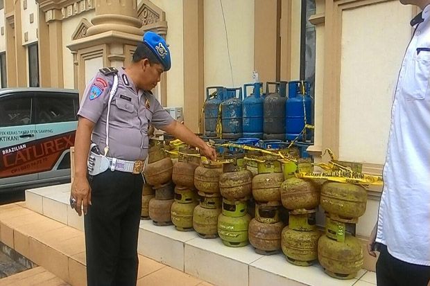 Polda Jambi Gerebek...