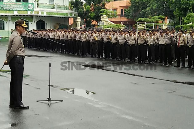 Ribuan Polisi Mulai...