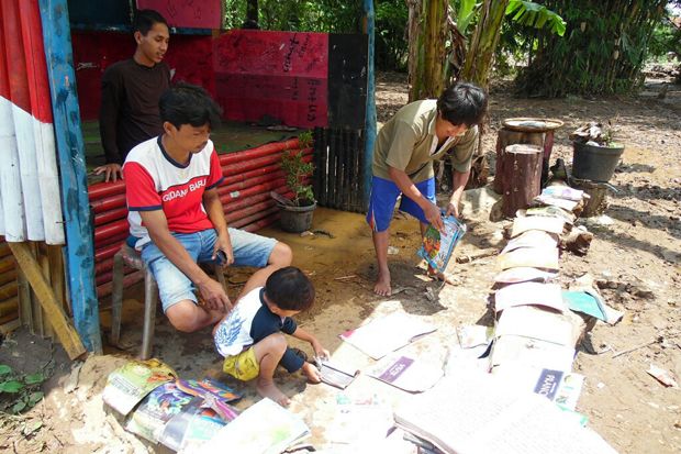 Banjir Terjang Cirebon,...