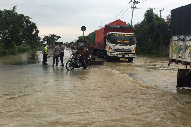 Pantura Cirebon Terendam,...