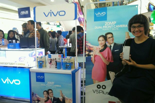 Vivo Gelar Vivo V5 Plus...