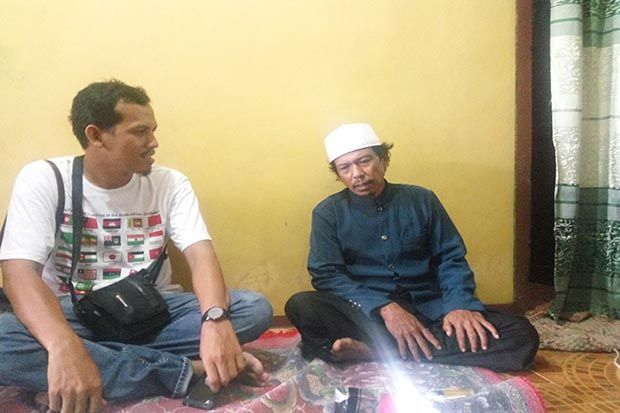 Ayah Siti Aisyah: Pak...