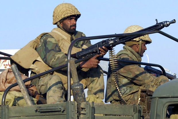 Pakistan Mengamuk, 100...