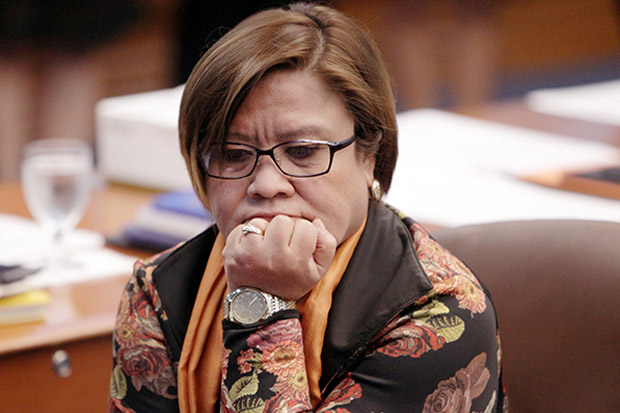 Senator Kritikus Duterte...