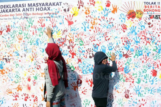 Korban Hoax Berhak Melaporkan...