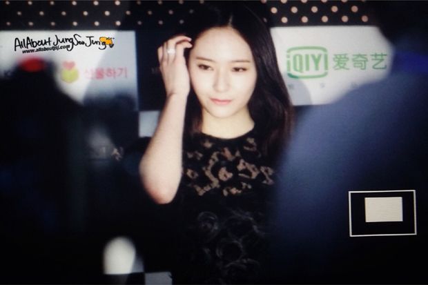 Kasihan...Krystal F(X)...