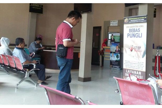 Sopir Pejabat Kantor...