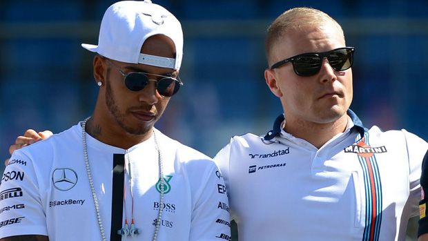 Lewis Hamilton Bantah...