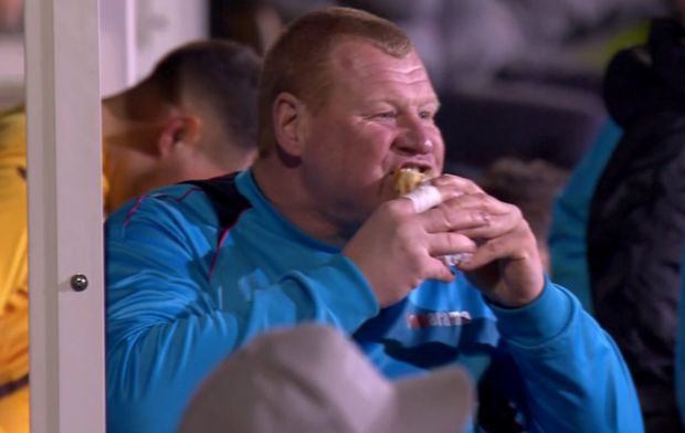 Mantan Kiper Sutton...