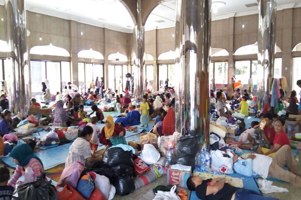 Pengungsi Banjir Cipinang...
