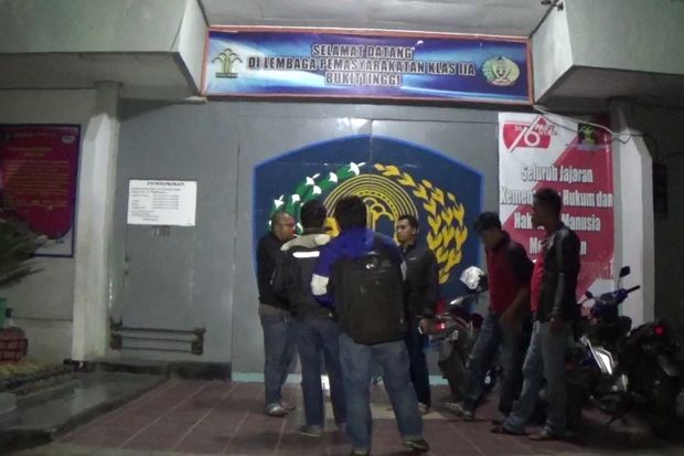Diduga Lecehkan Tahanan...