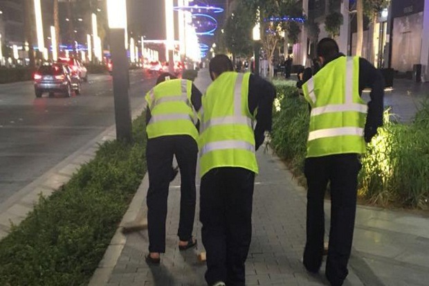 Penguasa Dubai Hukum...