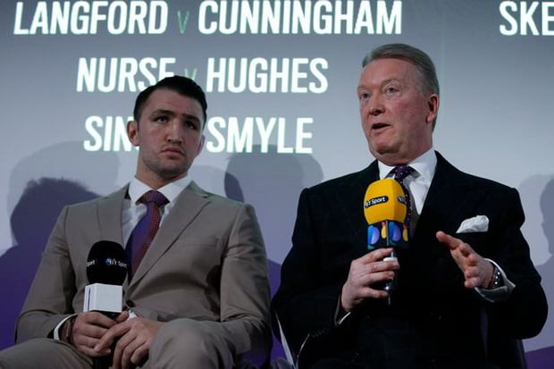 Sepupu Tyson Tandatangani...