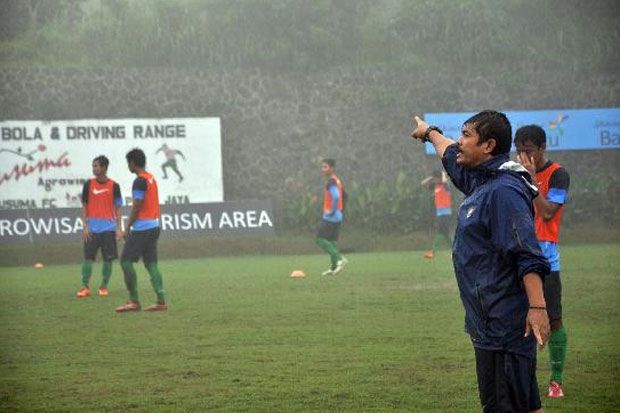 Perburuan Indra Sjafri...
